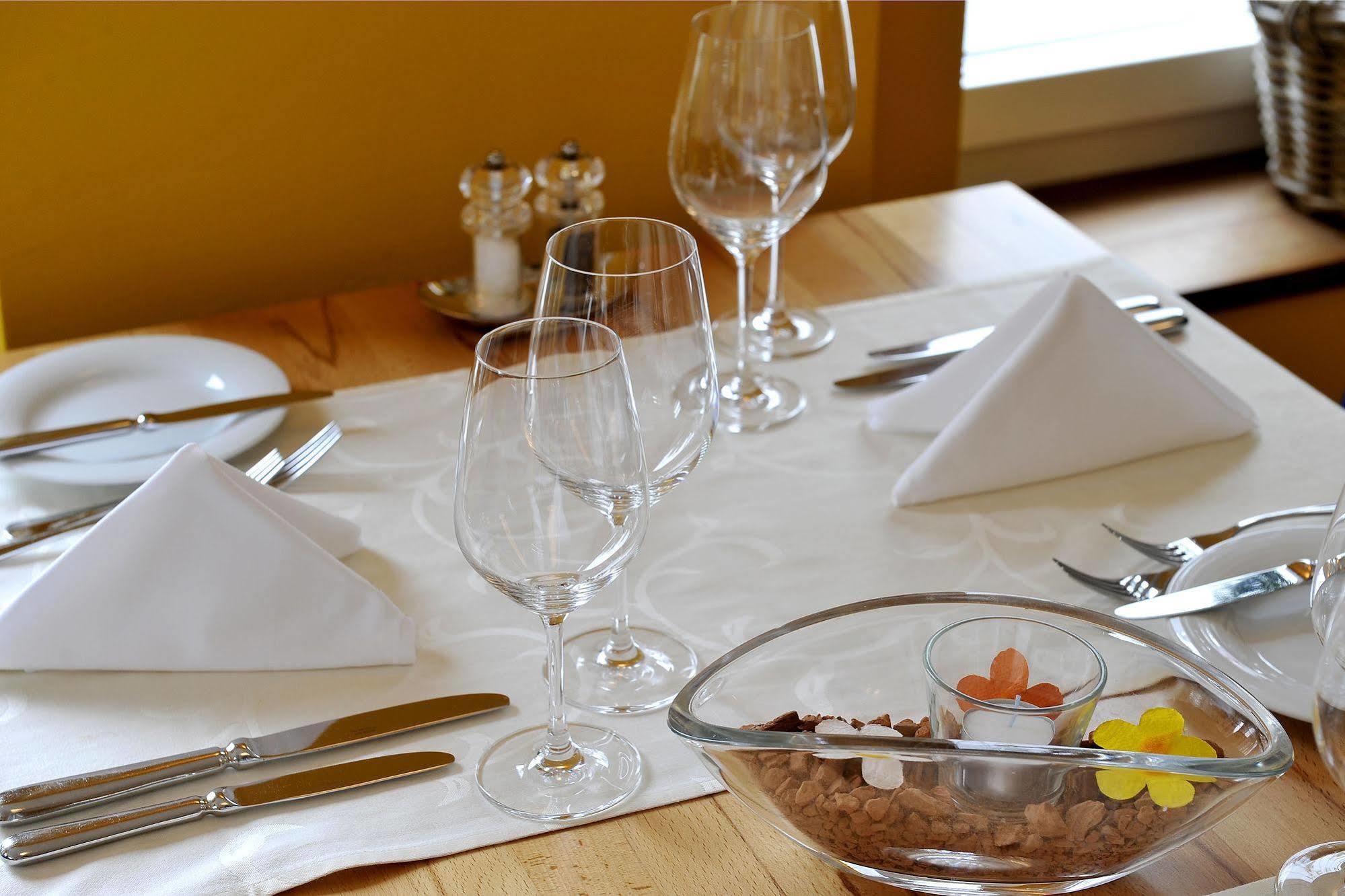 Aarehof Swiss Quality Hotel Wildegg Экстерьер фото